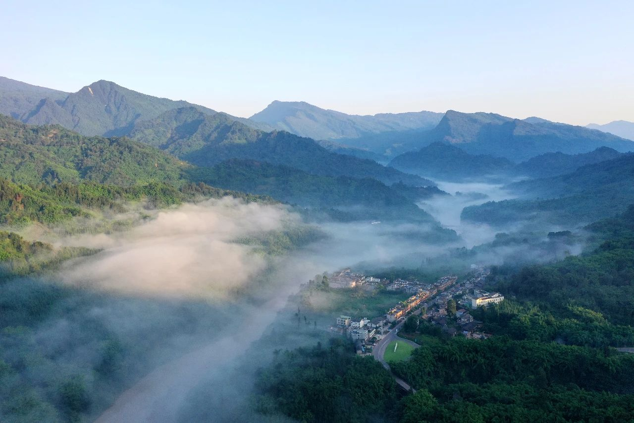 海子山高山森林旅游,从成都出发只要2小时